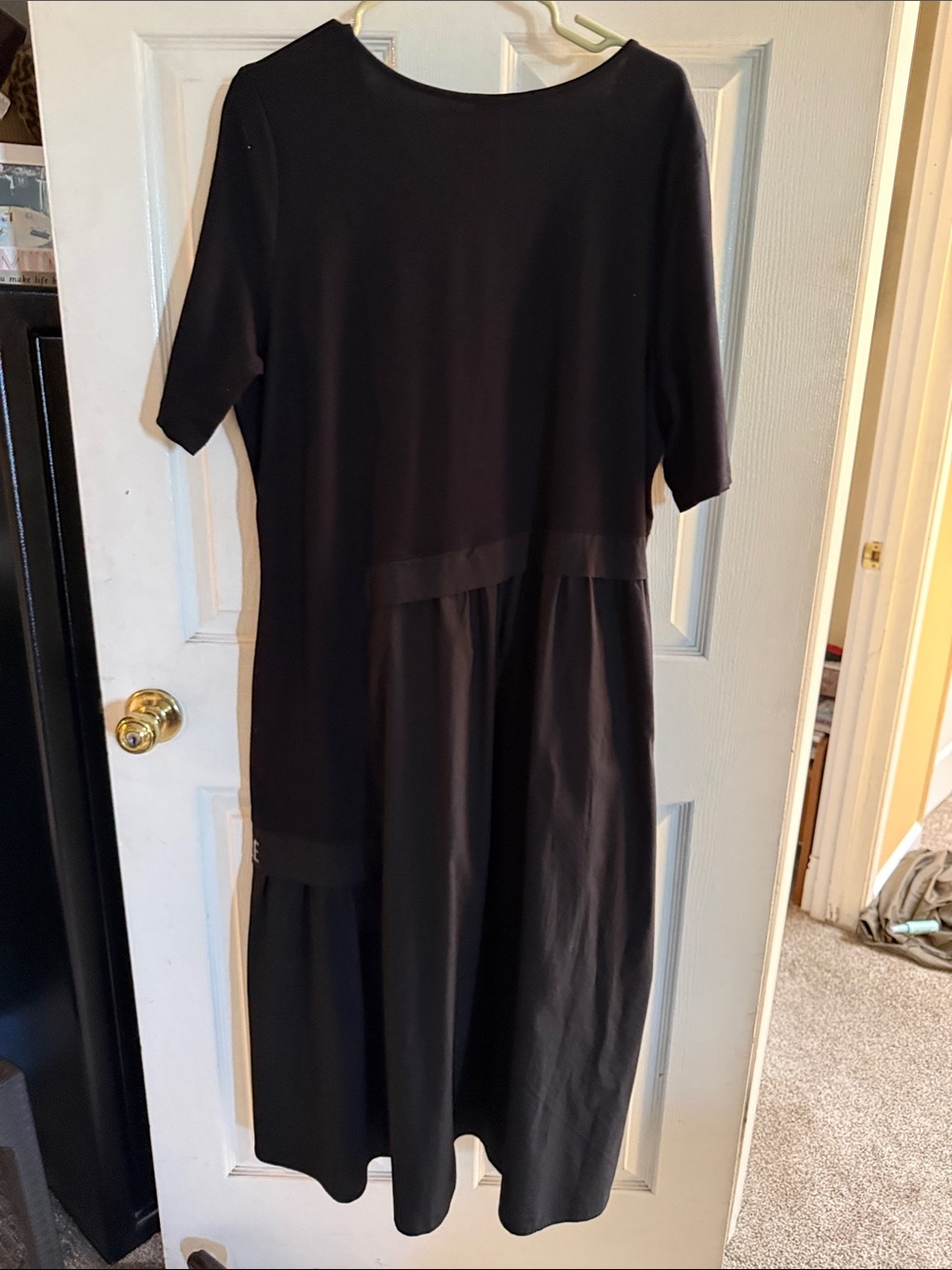 Style Dress - Picture 3 of 3